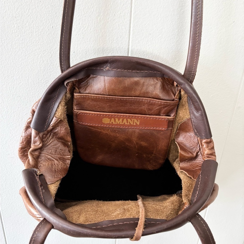 Amann Brown leather shoulder handbag suede interior - Picture 3 of 5